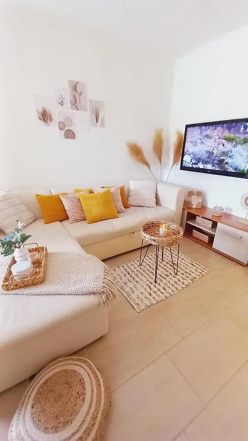White Stone Apartman Hajdúszoboszló 0*,  Magyarország